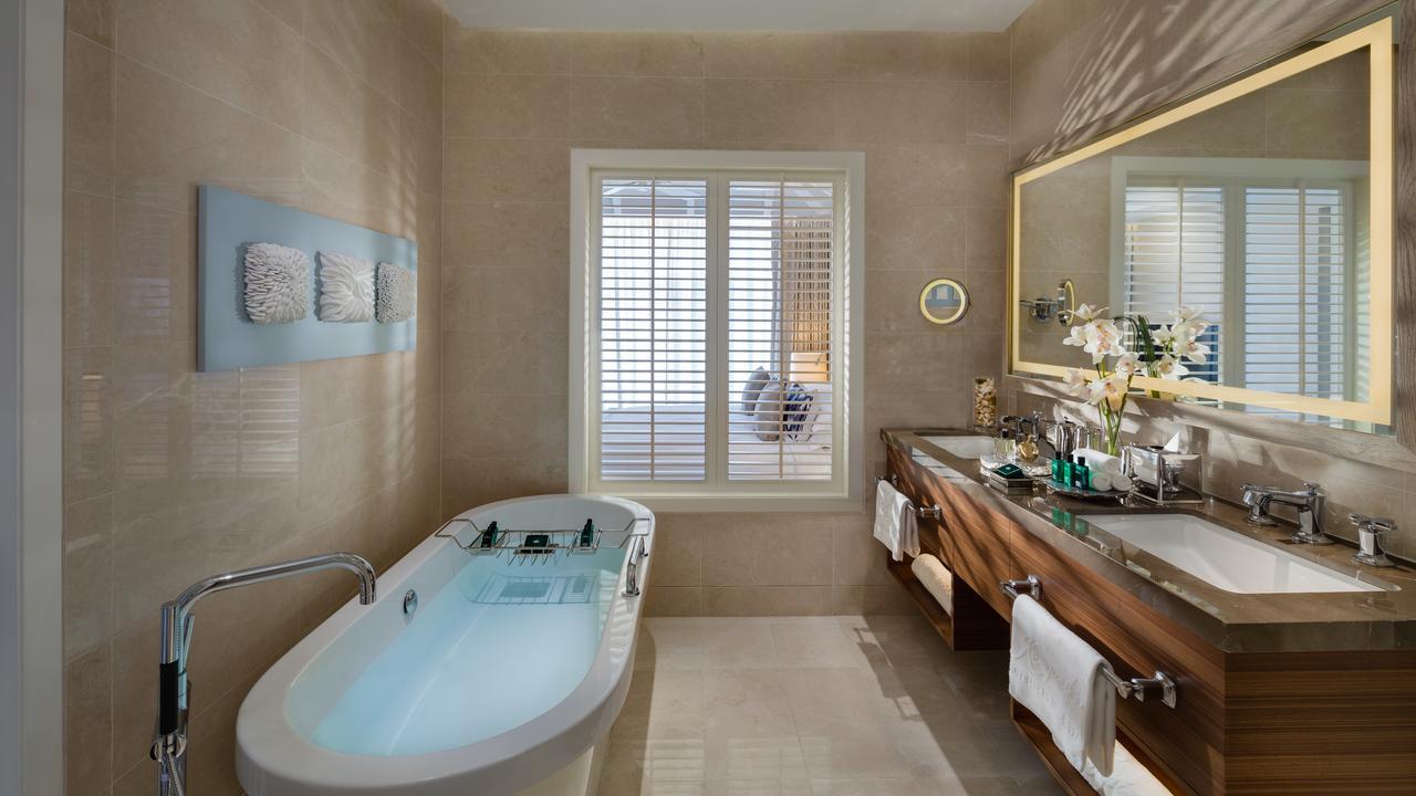 Aspen Chalets By Kempinski Hotel Mall Of The Emirates Dubaï Extérieur photo